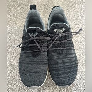 Roxy stretch sneakers